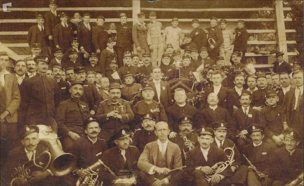 Originalna fotografija prevzema brizgalne iz leta 1922