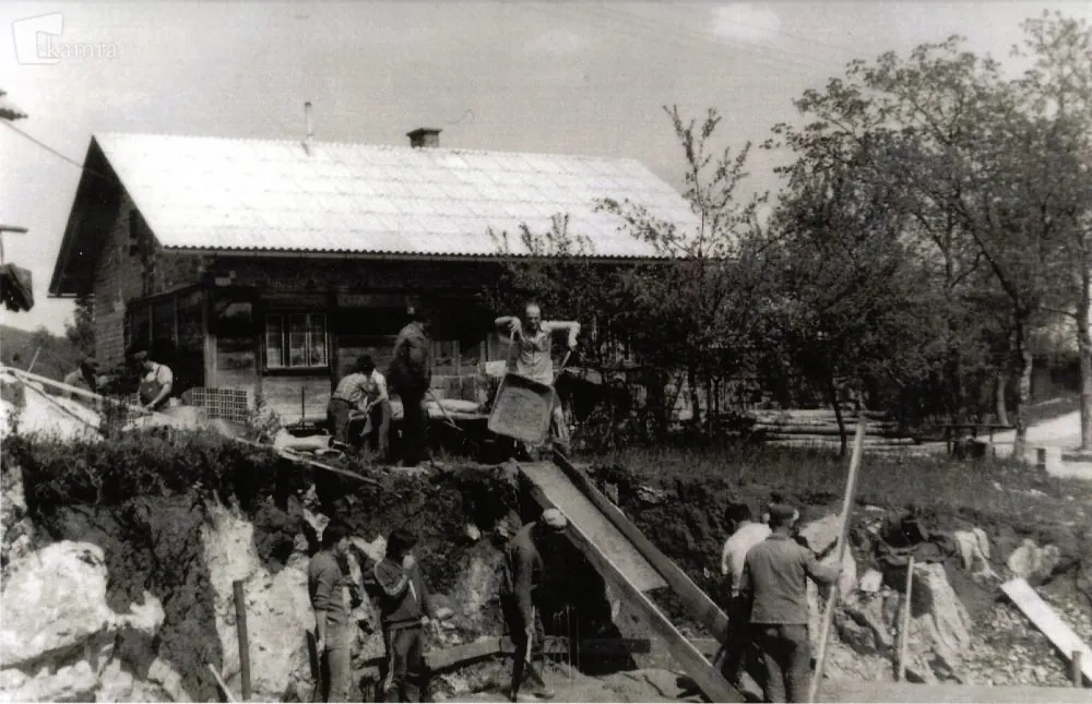 Gradnja gasilskega doma leta 1978